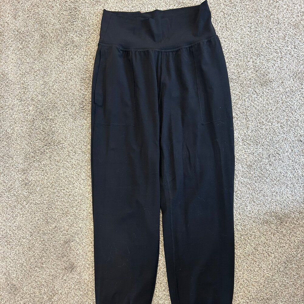 Never Worn:  Athleta Salutation Jogger Black/Small Petite
